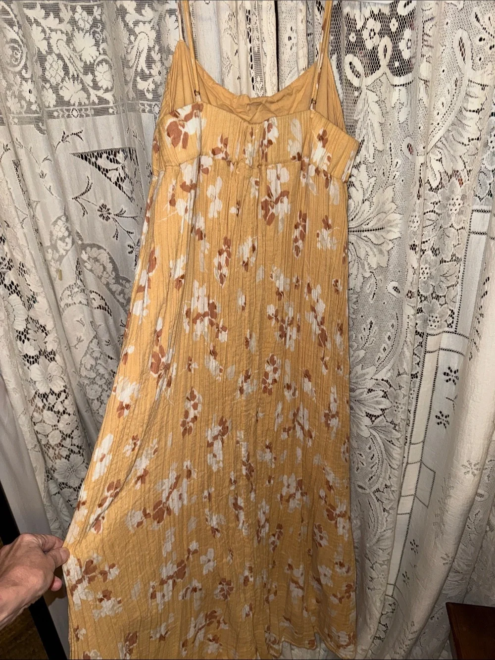 Women's Yellow Floral Spaghetti-Strap Maxi Dress medium Tall